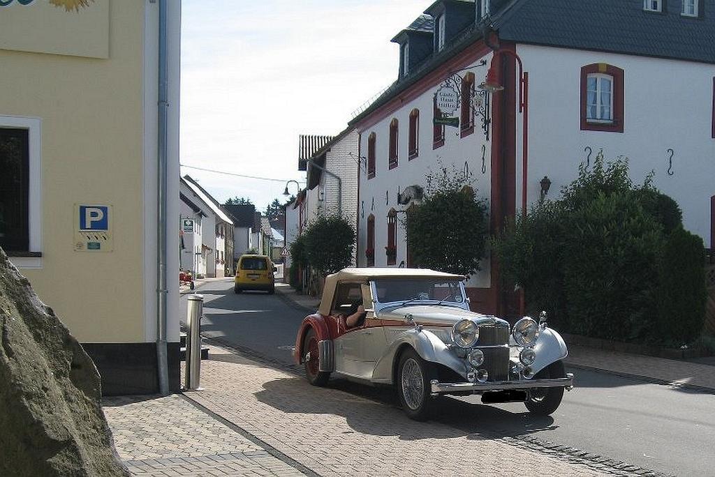 Hotel & Restaurant Huellen Barweiler Eksteriør billede